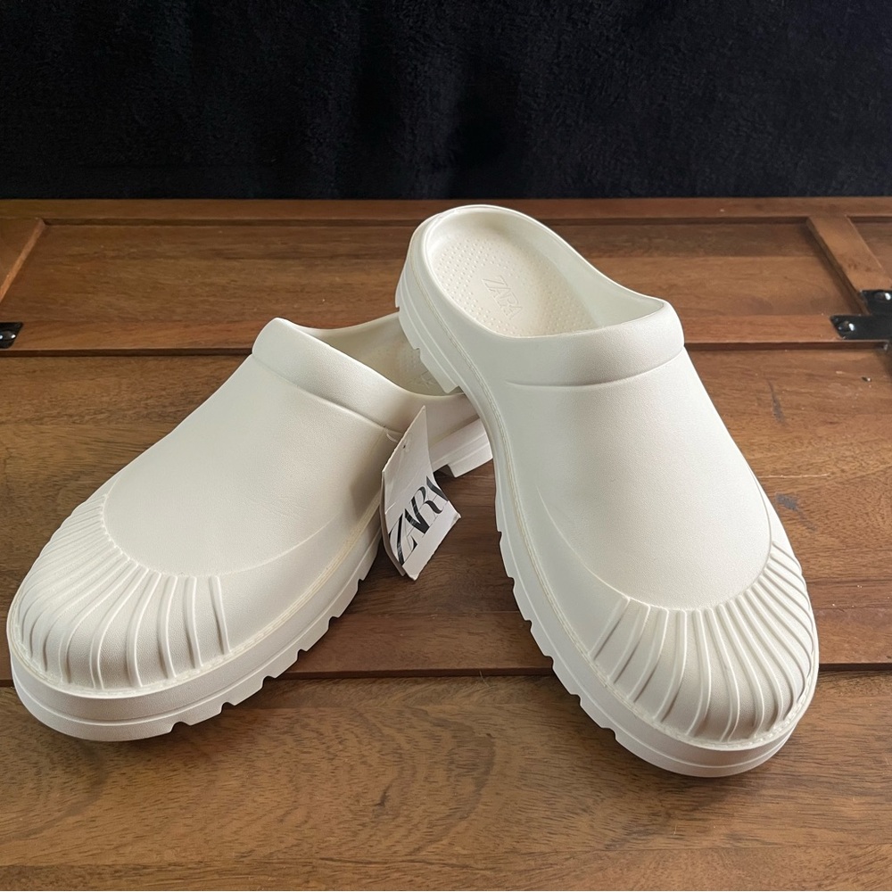 Zara Cream Slip-On Clogs Size 41